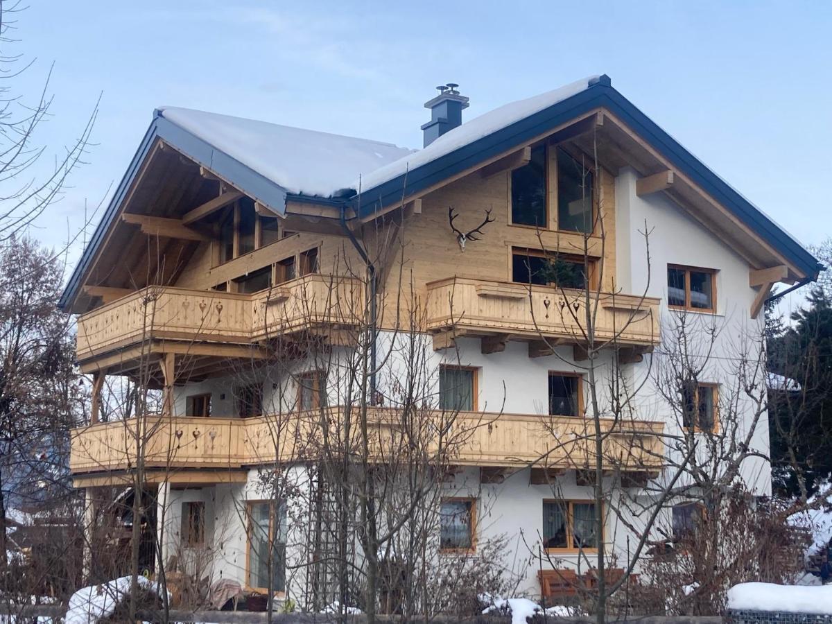 Bee Happy Haus Burboeck Apartment Flachau Exterior photo